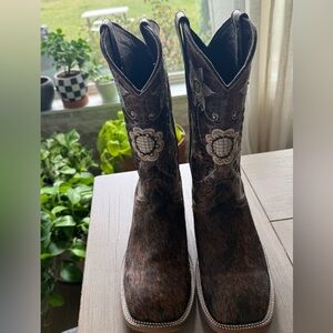 Cowhide  square boots